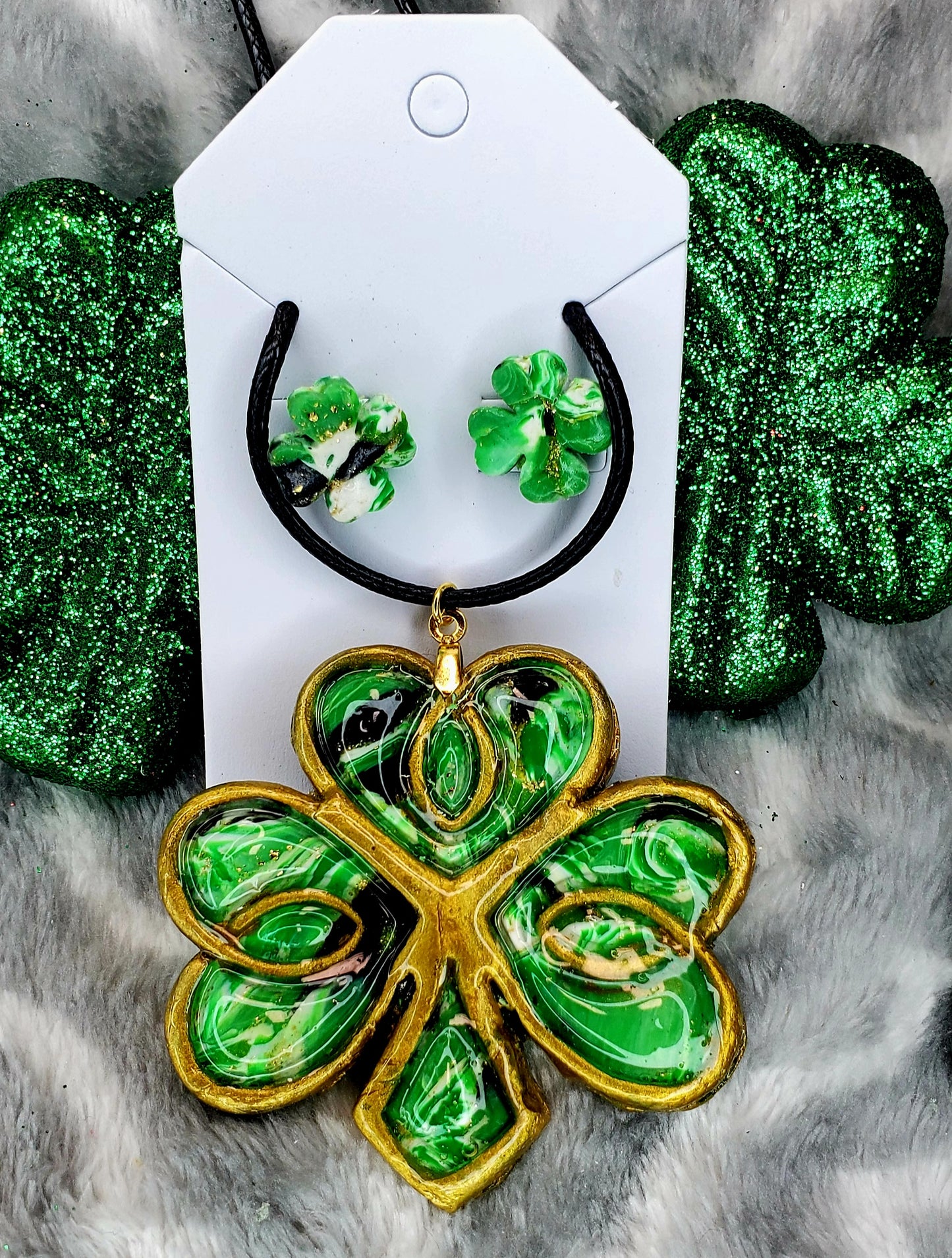 Marbled and foiled Celtic shamrock