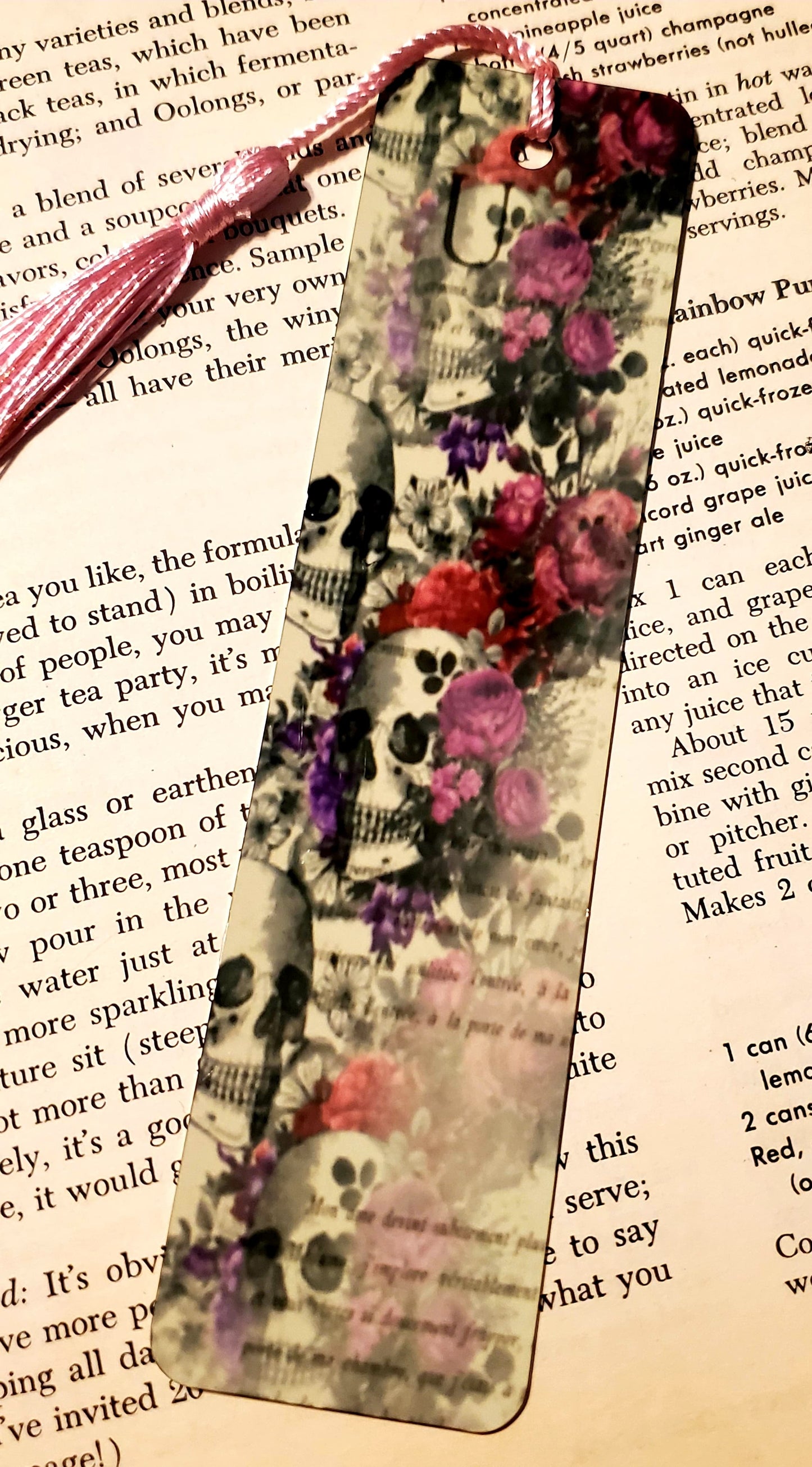 Skull & flower Bookmark